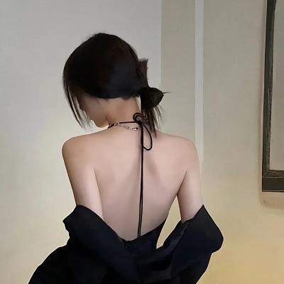 古堡女魔君